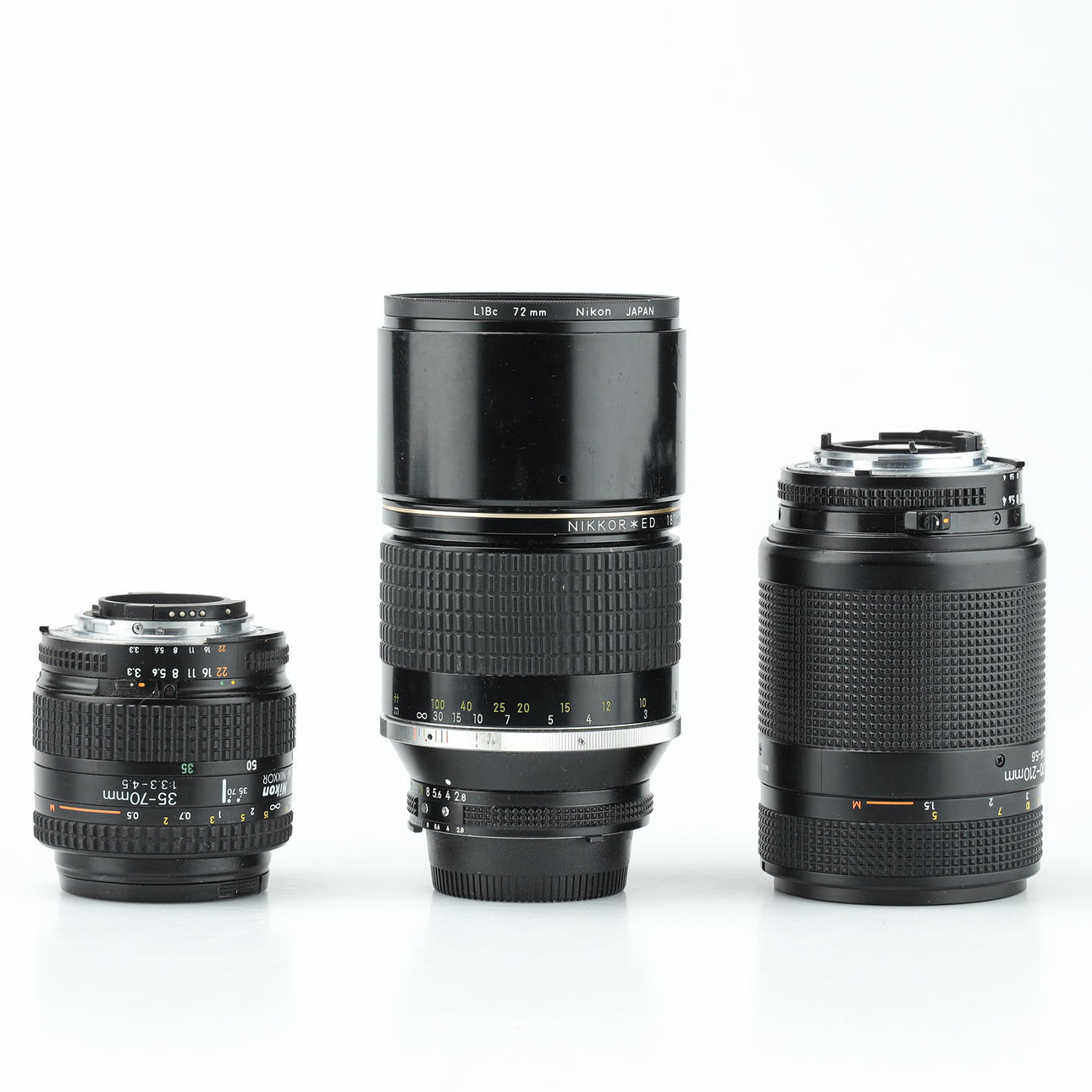 NIKON, 3 objektiivi.