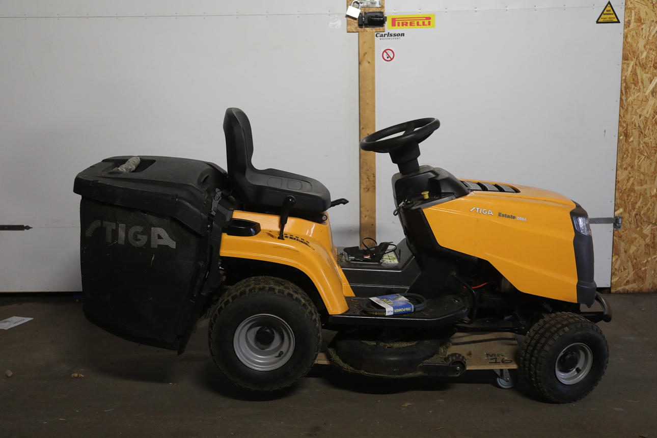 Rasentraktor, Stiga Estate 2084.