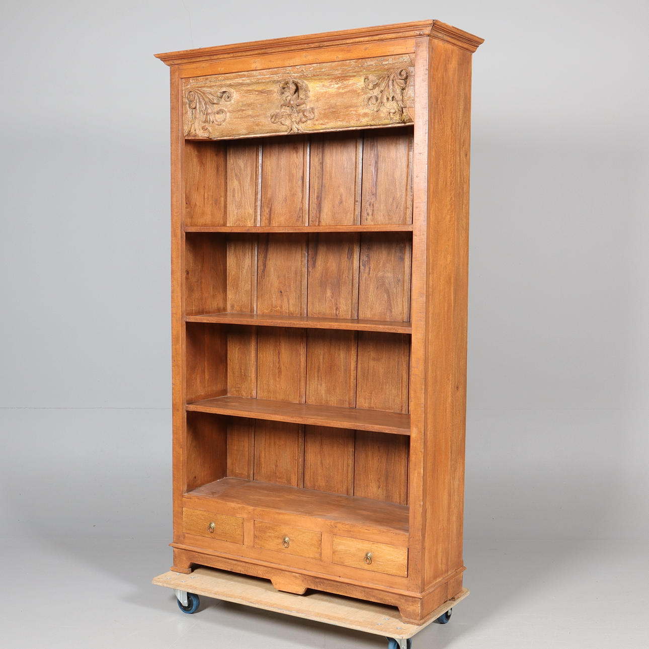 KIRJAHYLLY, puinen, 1900-luku.