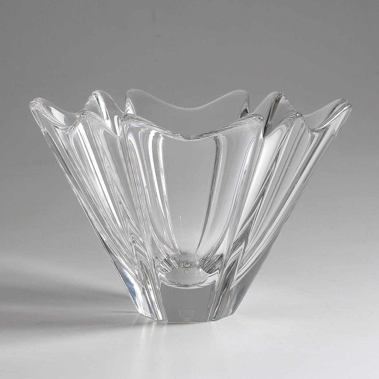 SKÅL, kristall, "Orion", Lars Hellsten, Orrefors. 1900-tal.