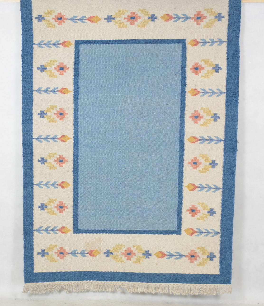 RÖLLAKANMATTA, 192x138 cm.