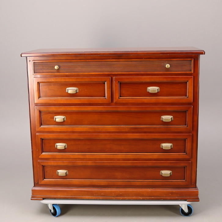 BYRÅ, körsbärsfanér, Santarossa, Borghi, Italien.