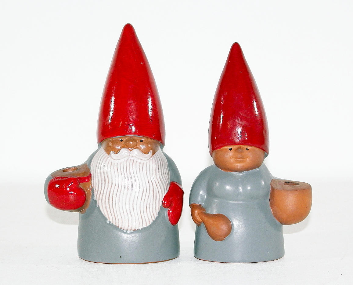 TOMTAR, keramik, 2 st design Lisa Larsson.