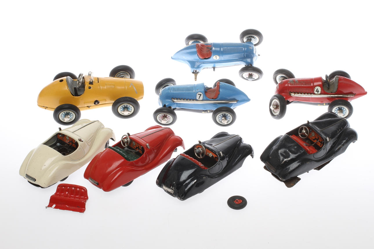 SCHUCO bilar 8 stycken, Examico, Akustico, 1050 och 1070.