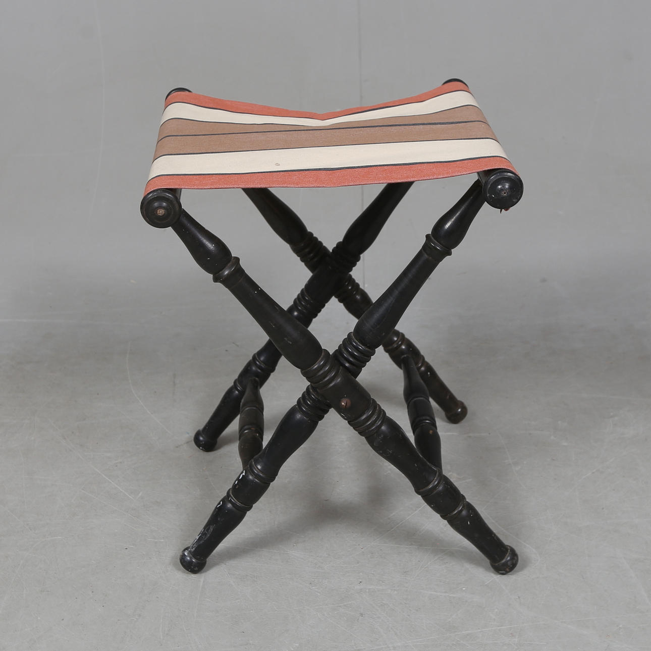 FÄLLPALL, 1900-talets första hälft.