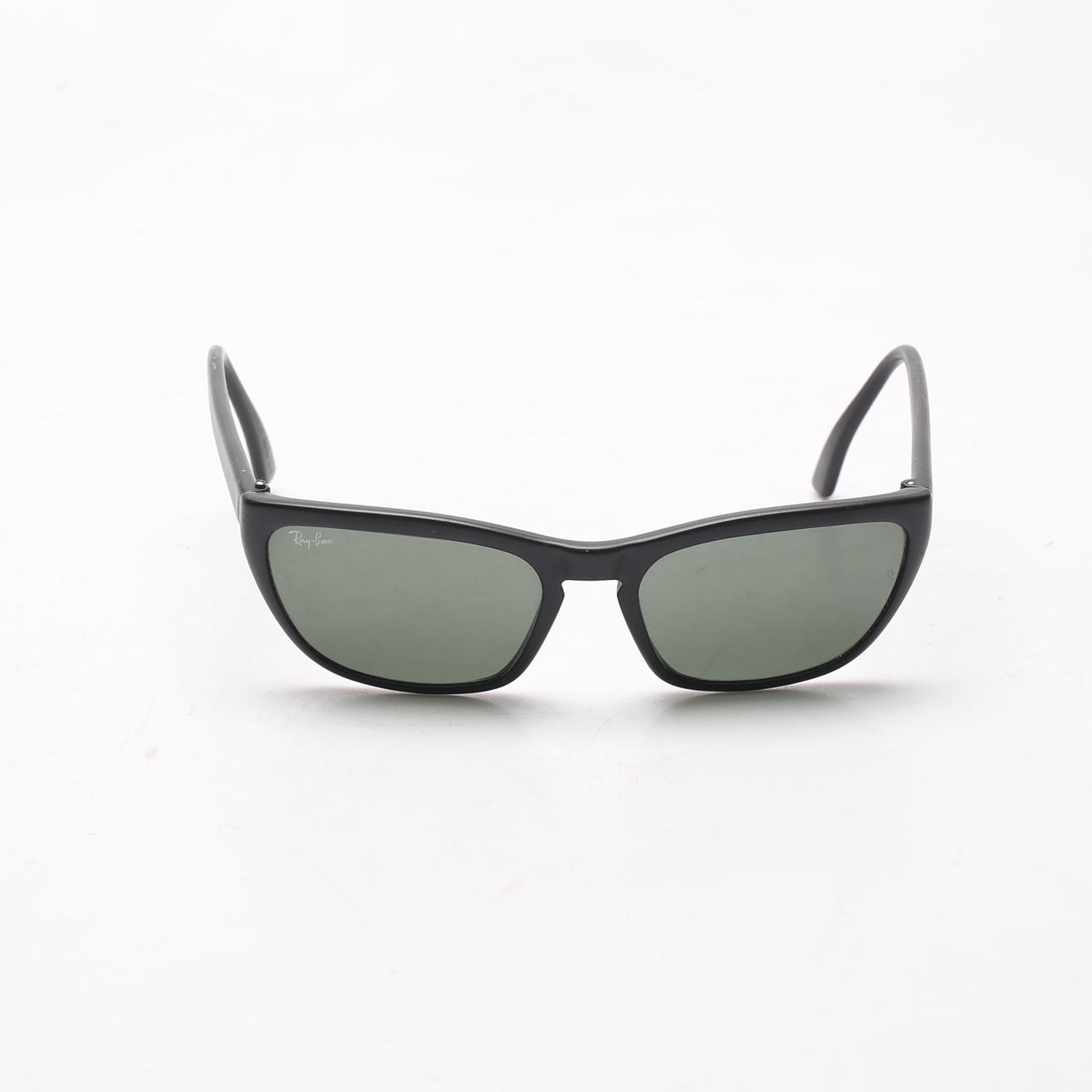 SOLGLASÖGON, Barn-modell, Bausch & Lomb, Ray-Ban.