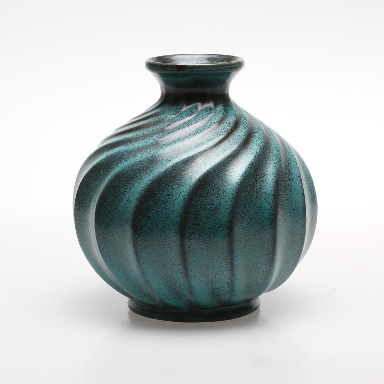 VAS, keramik. Ewald Dahlskog, Bo Fajans, 1900-talets första hälft.