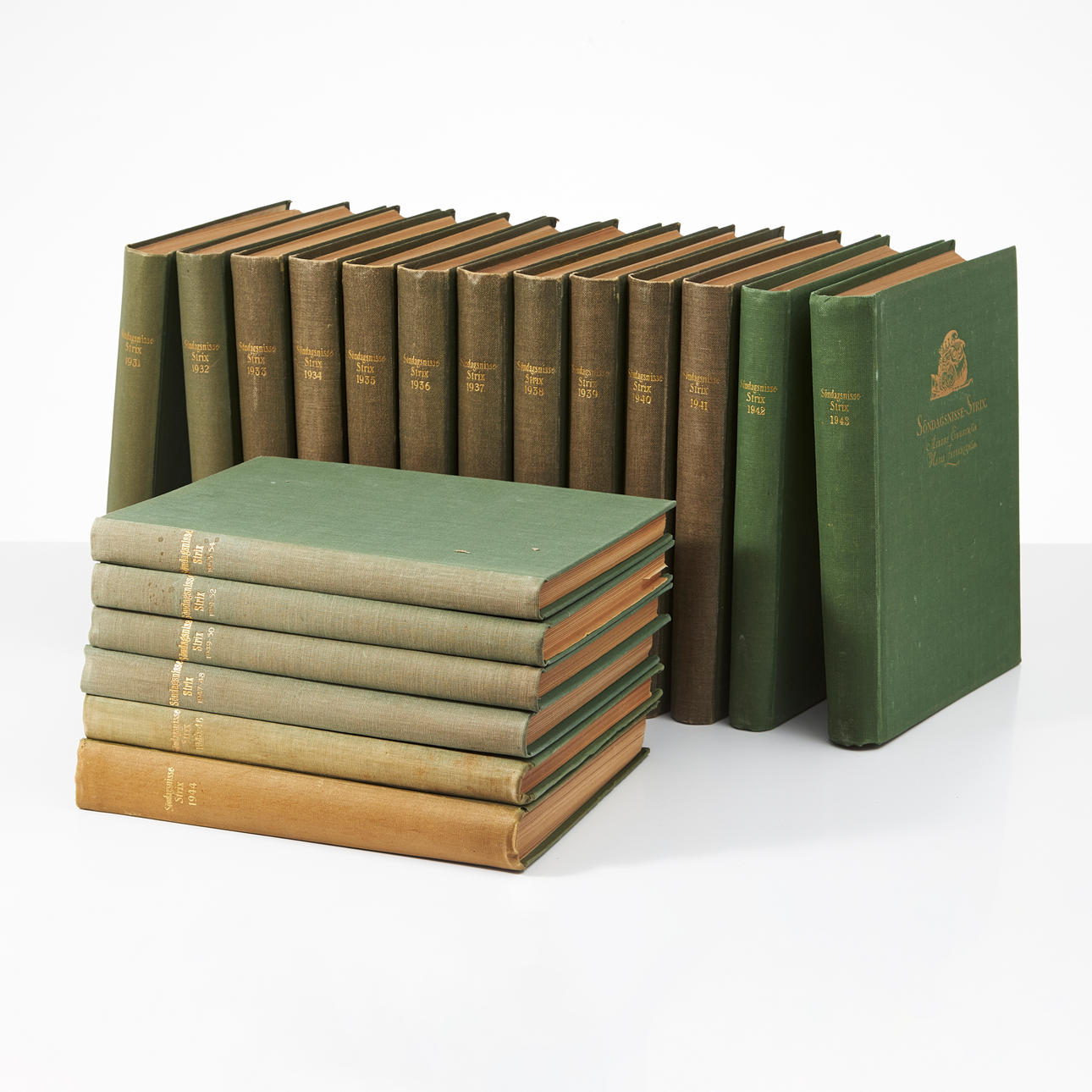 BÜCHER, 19 Bände, Strix, 1931-1954.