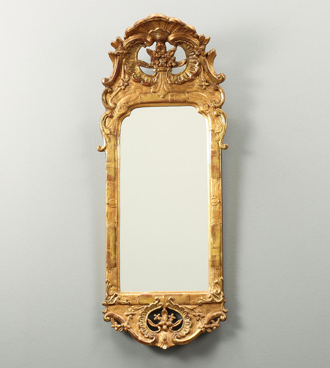 ESPEJO de estilo rococó, dorado.