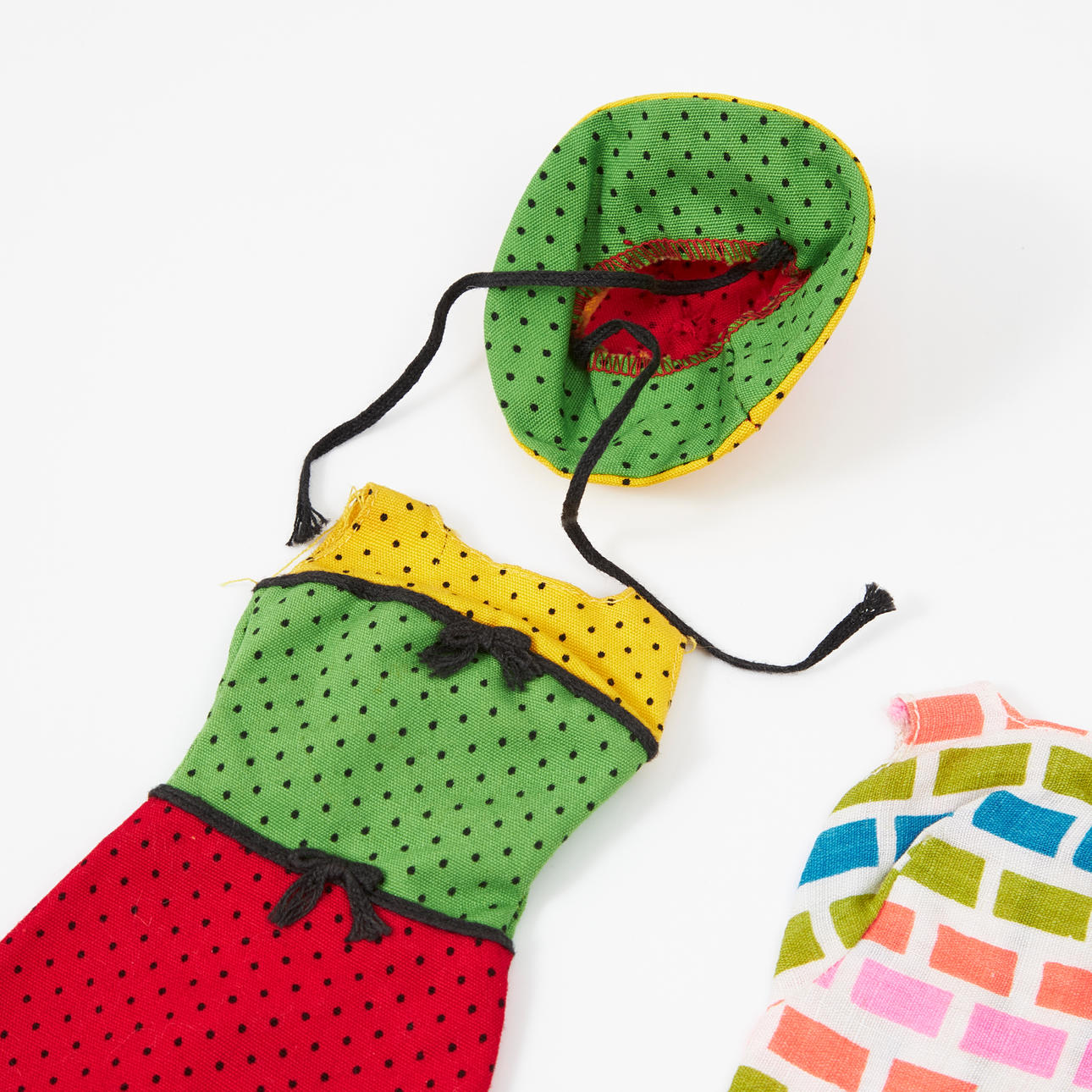 BARBIE, Outfits, (4), 1685 Underprints, 1686 Print Aplenty (both