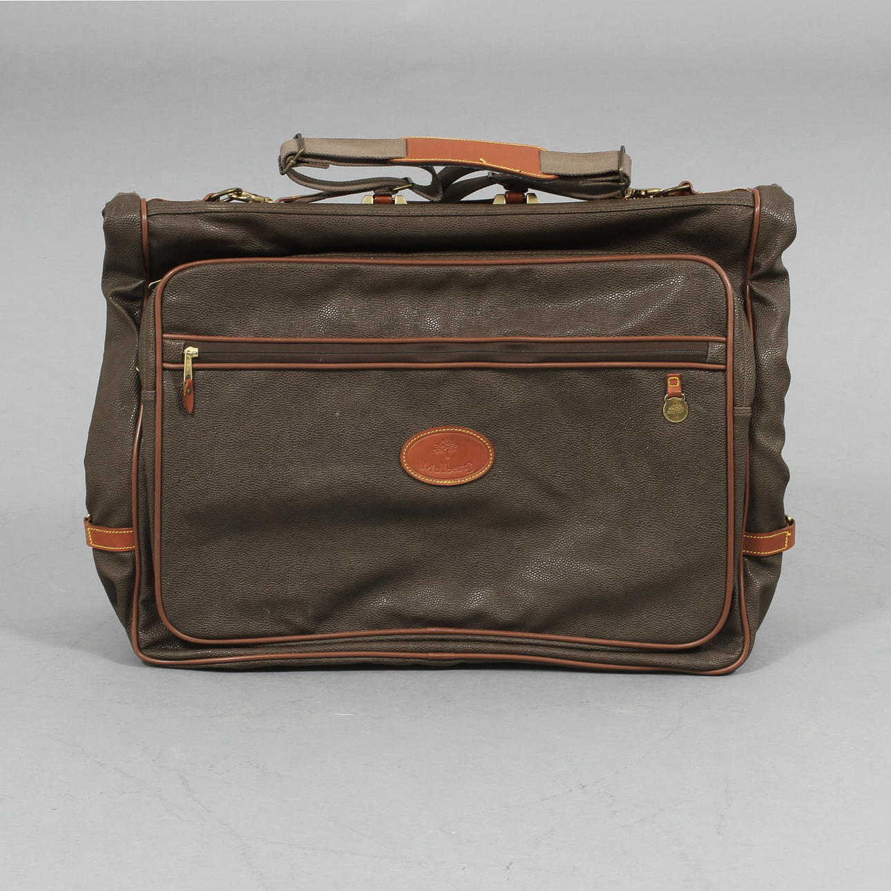 RESEGARDEROB, Mulberry, England.