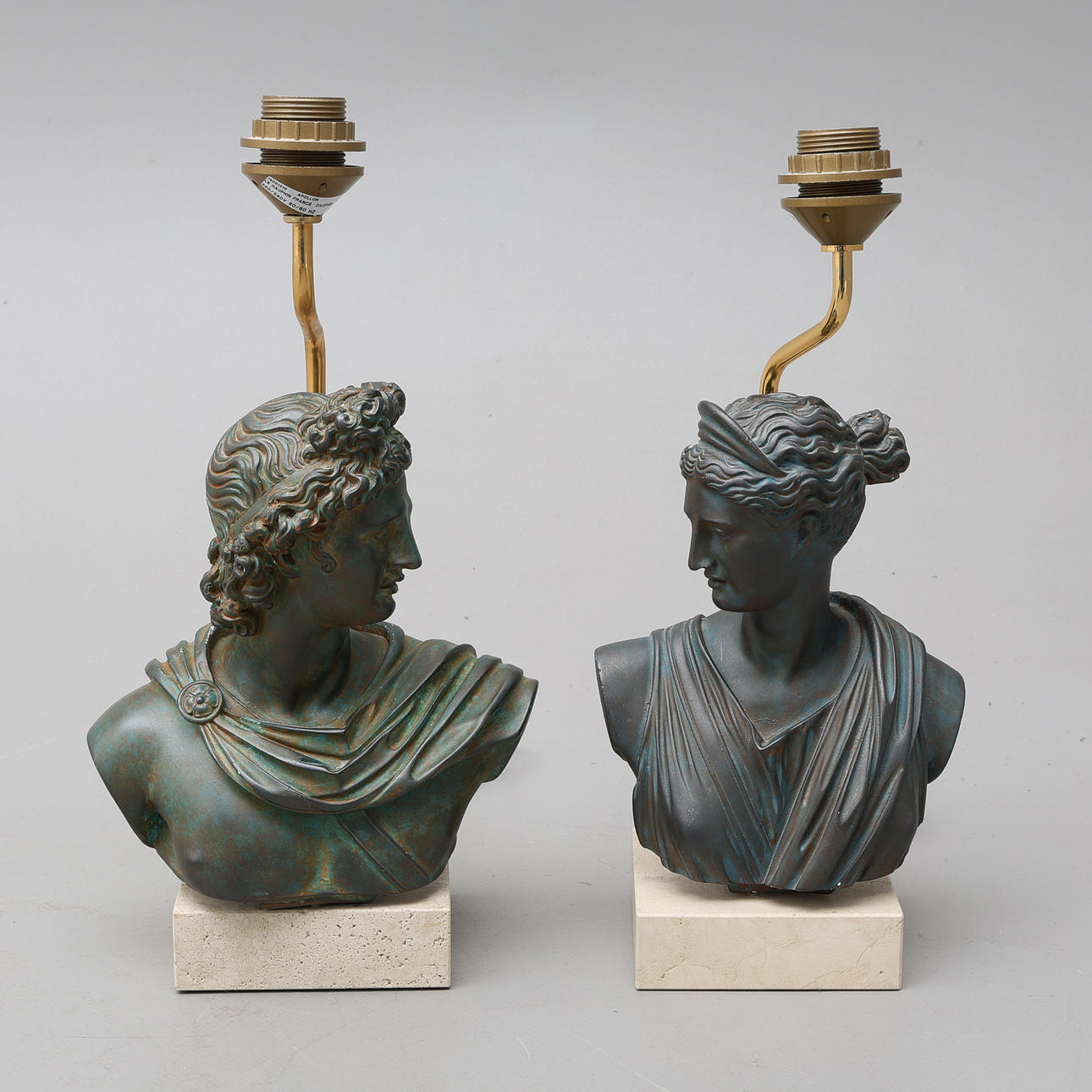 BORDLAMPER, ET PAR, LE DAUPHIN.