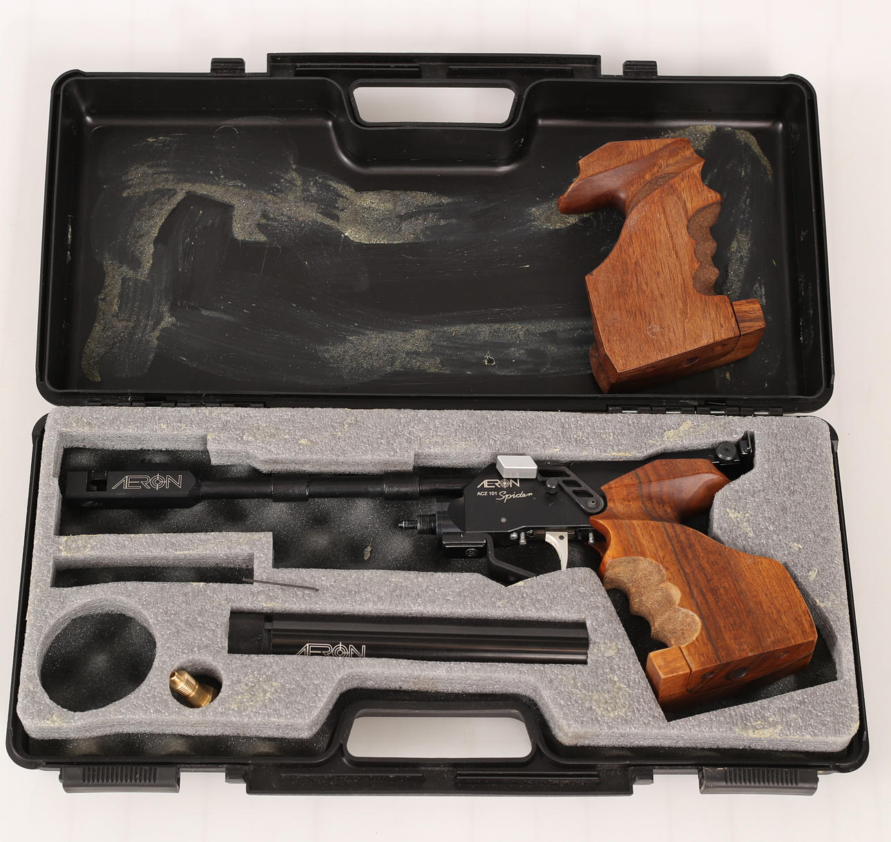 Trykluftpistol, Konkurrencepistol, Aeron ACZ 101 Spider.