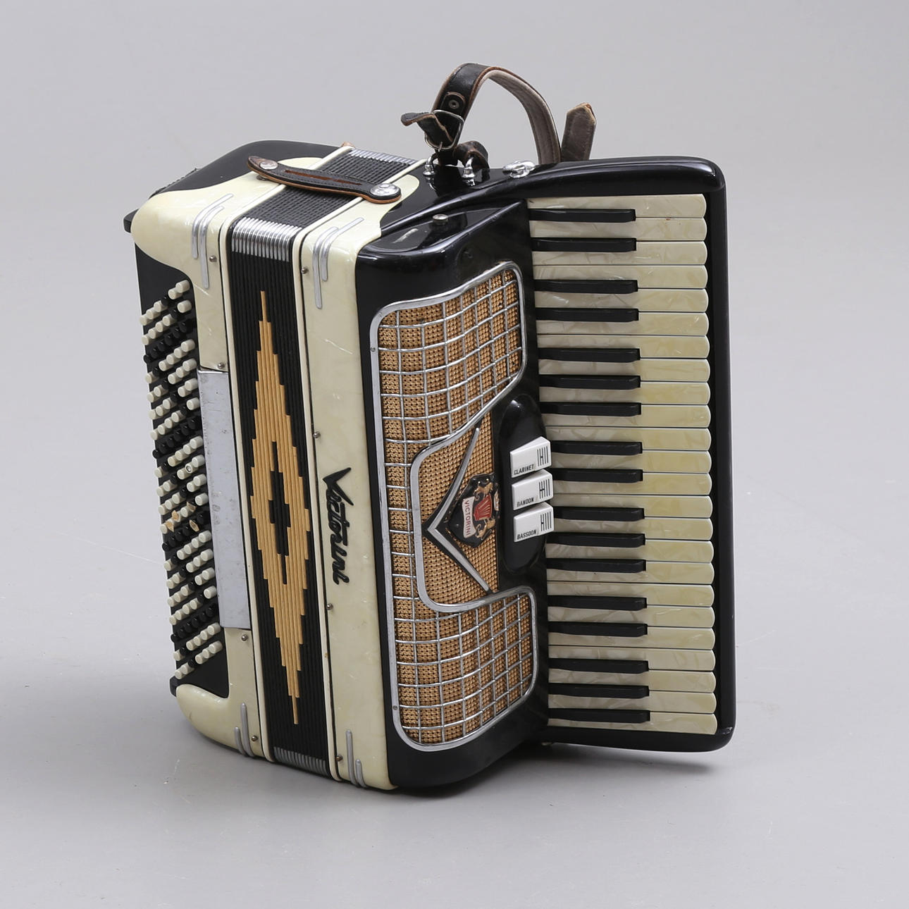 Acordeón, Victorini.