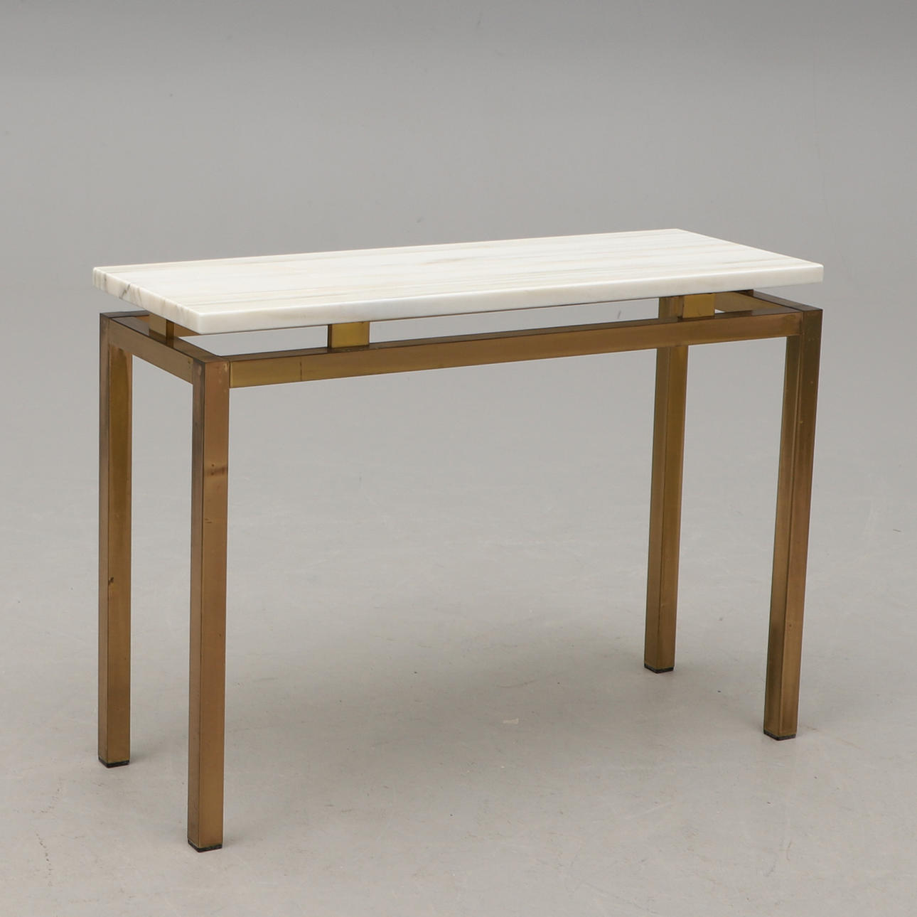 BEISTELLTISCH, Messing und Marmor.