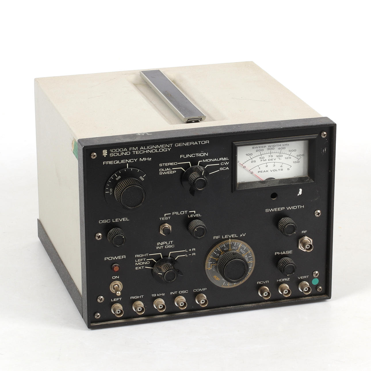 SOUND TECHNOLOGY, 1000A Alignment Generator, USA.