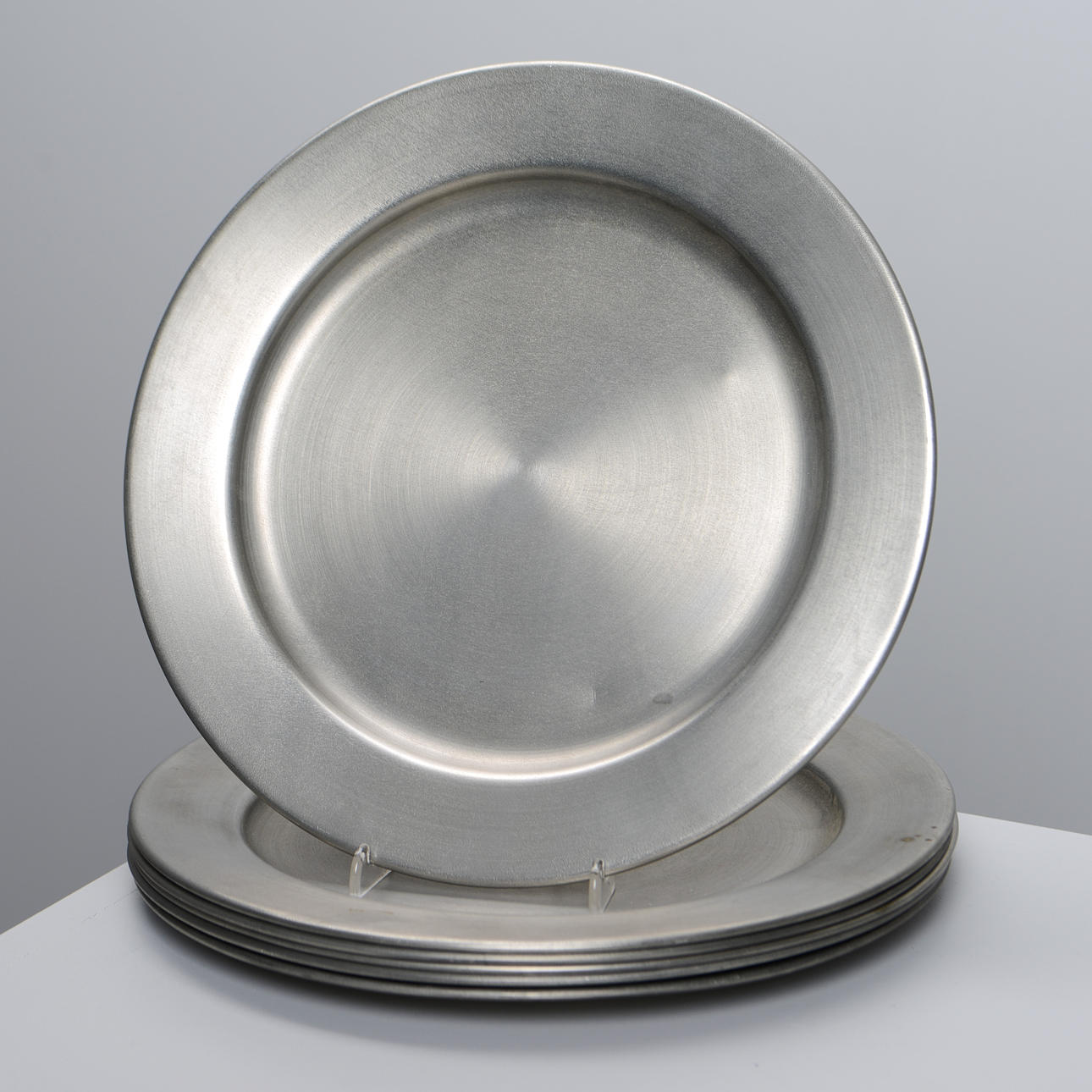 UMSCHLAGPLATTEN, 6 Stück, Zinn, GF Design, 1975.