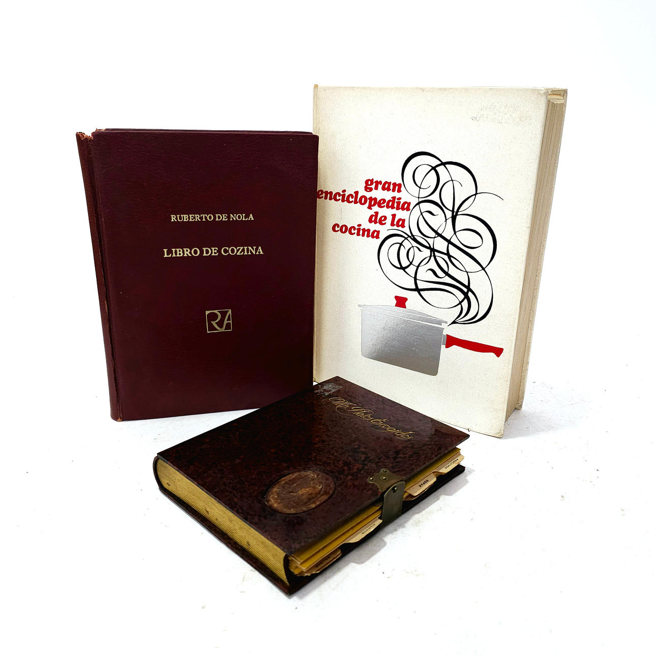 TRES LIBROS DE COCINA AÑOS 70.