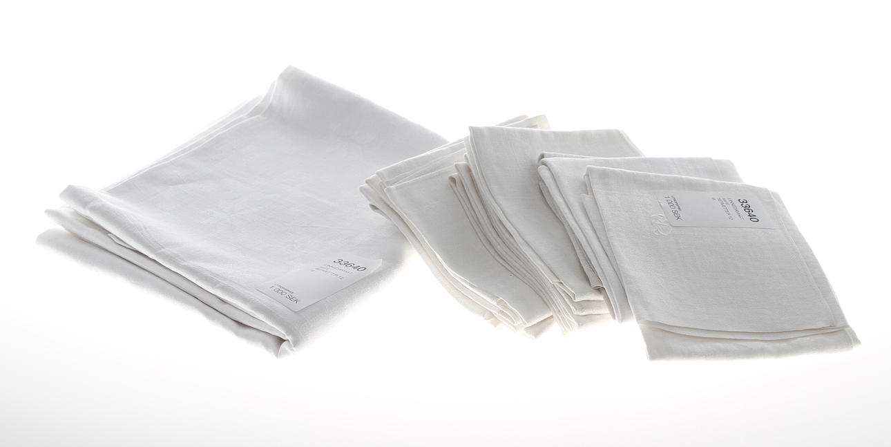 LINNEDAMAST samt SERVETTER 12 st.