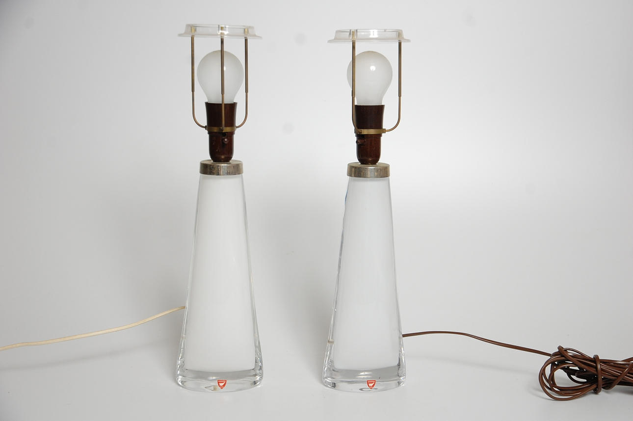 BORDSLAMPOR, 1 par, Carl Fagerlund, signerade.