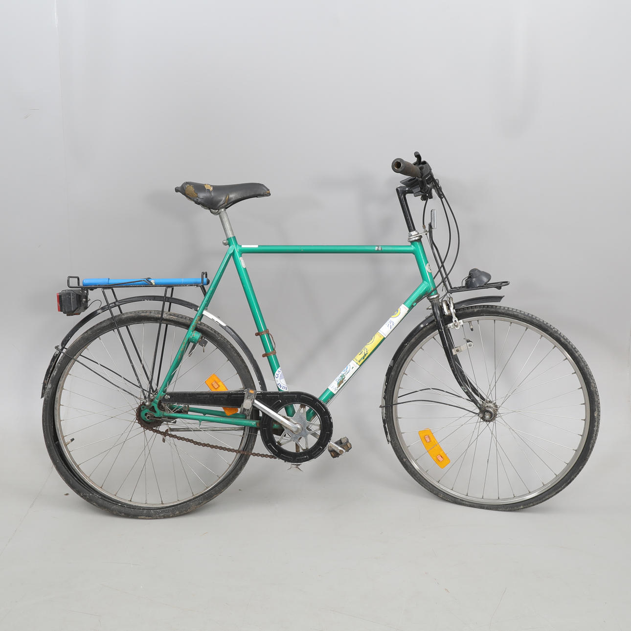 Cresent, 5-speed, torpedo pentasport gearboxes.