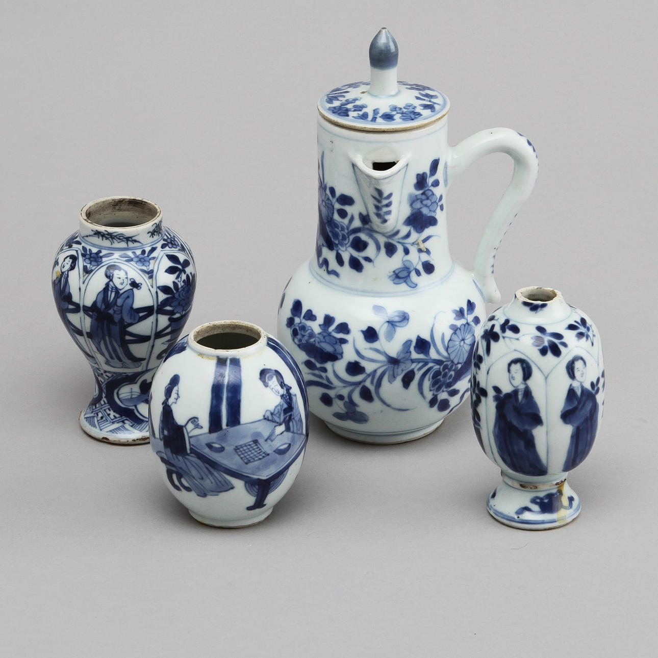 KANNA och URNOR, 3 st, porslin, Kina, 1800-tal.