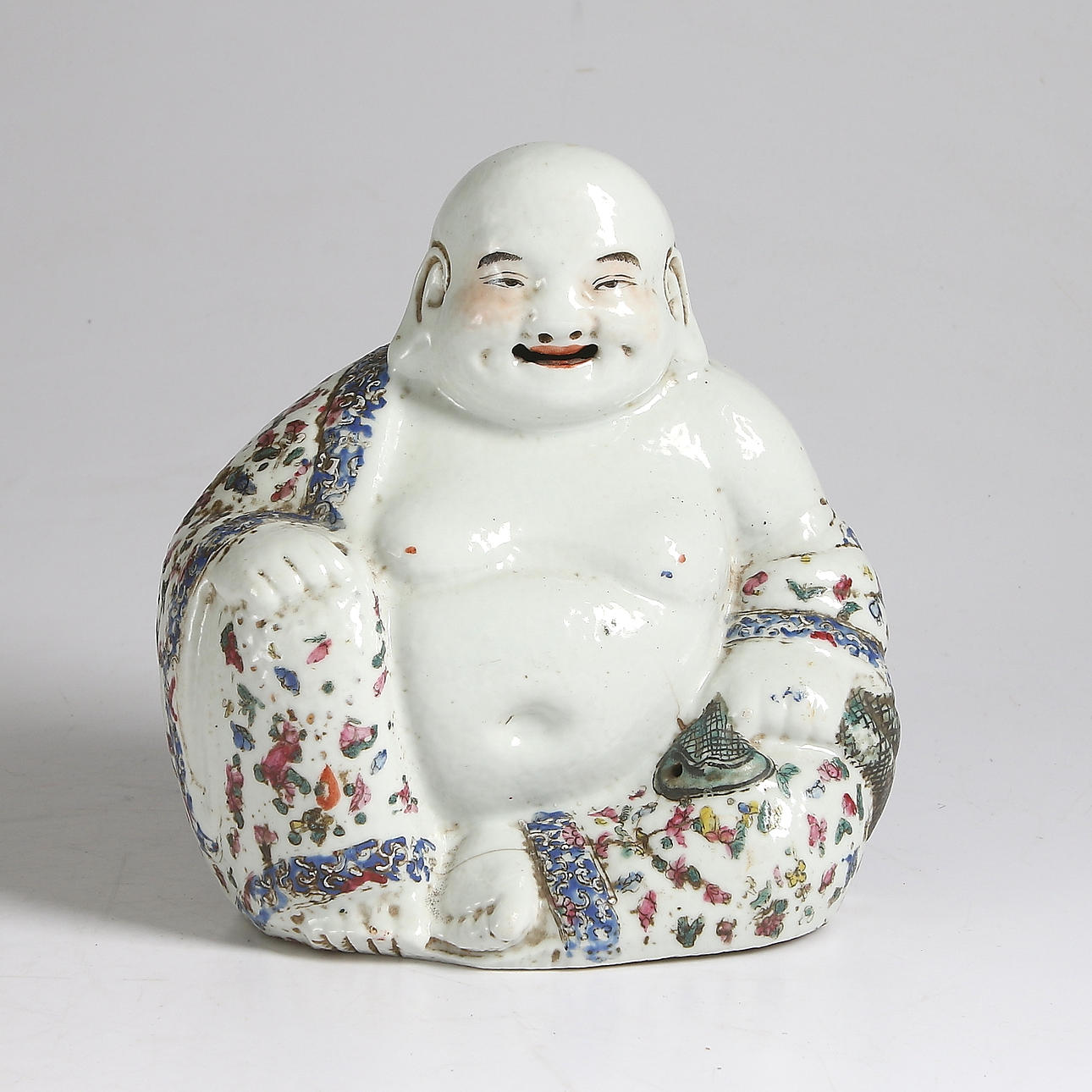 BUDDAH, skulptur, porslin, Kina, 1900-talets första hälft.