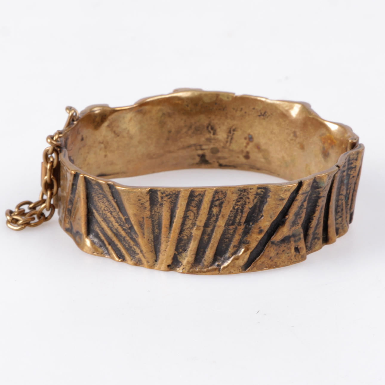 ARMBAND, brons, Penti Sarpaneva, Finland, 1900-talets andra hälft.