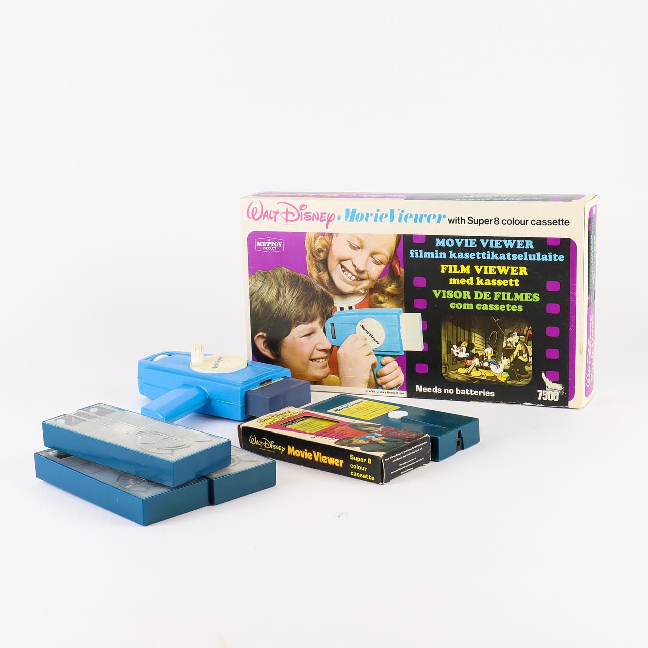 WALT DISNEYN elokuvankatseluohjelma.