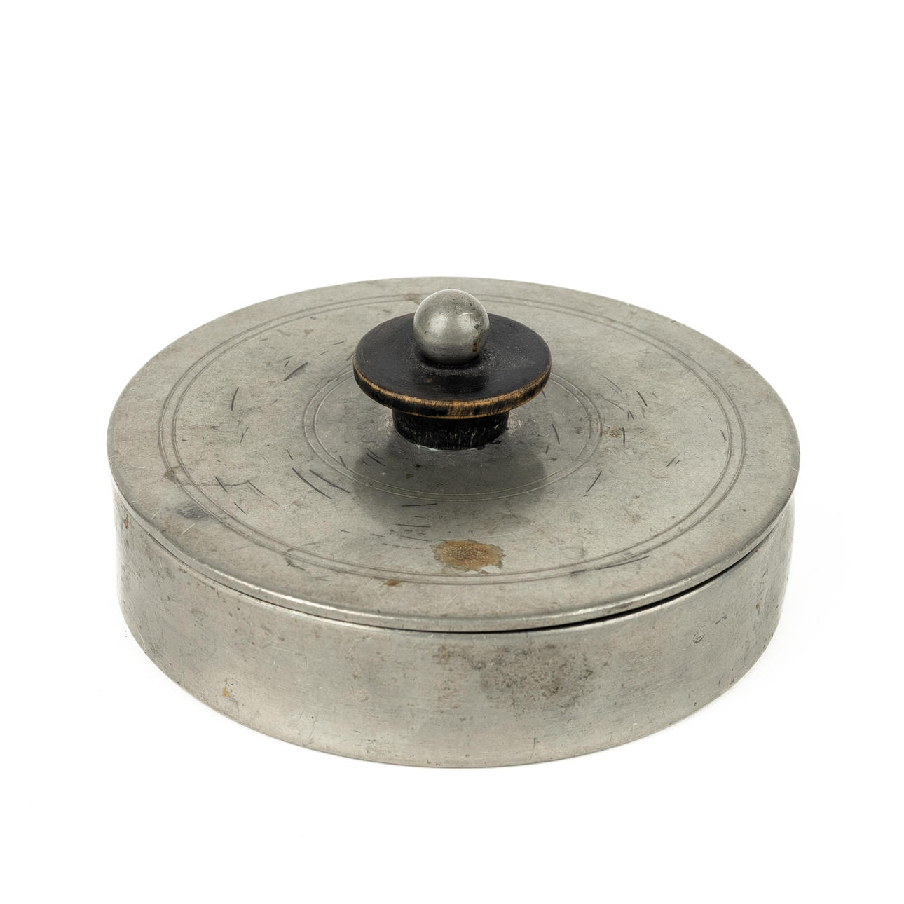 A tin box, GAB, marked 2431, 1930's.