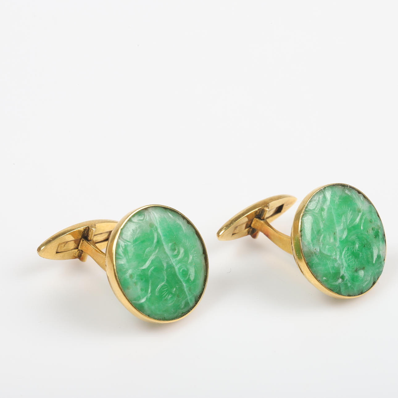 CUFFLINKS, 1 pair, 14K gold with green jade.