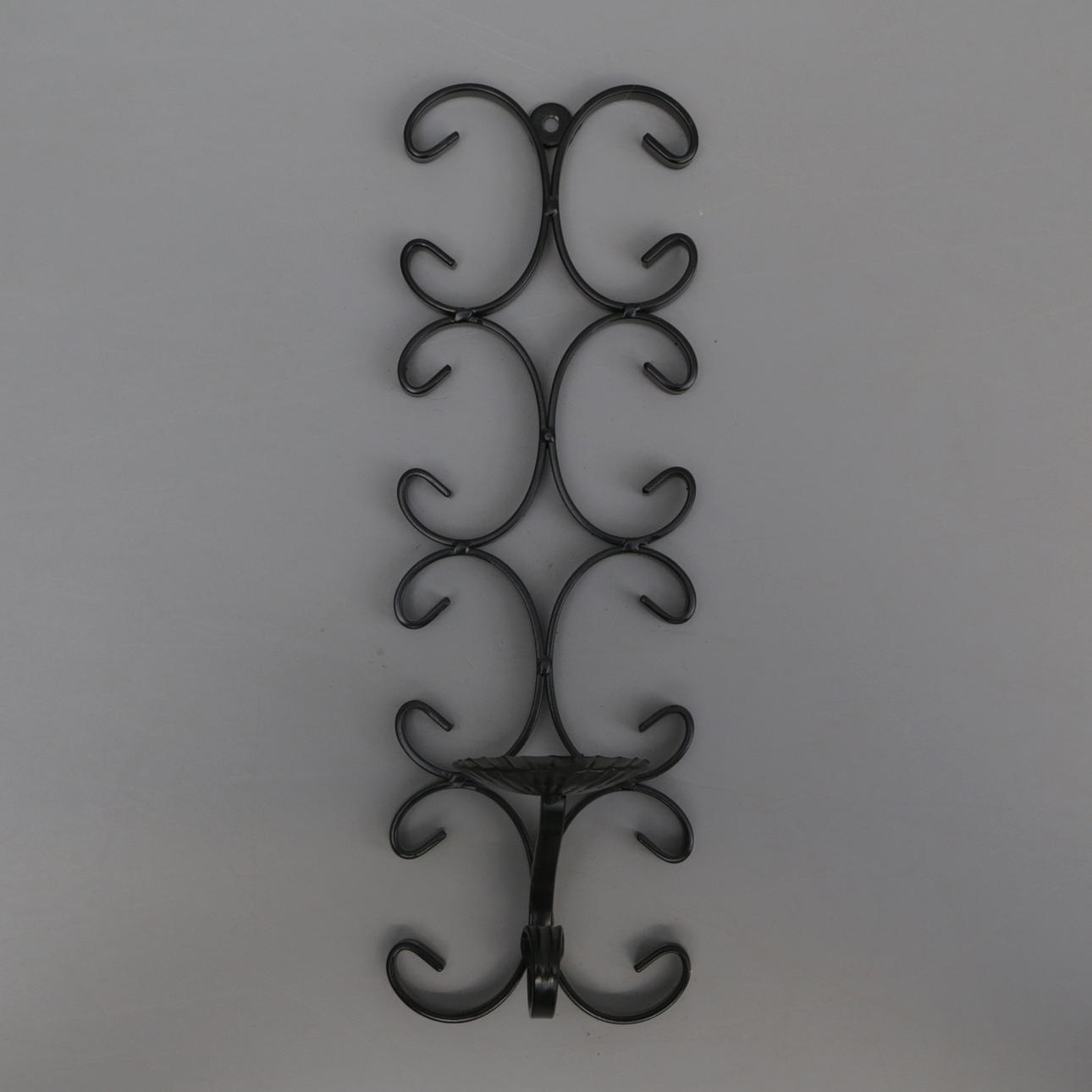 VÄGGLJUSSTAKE, metall.