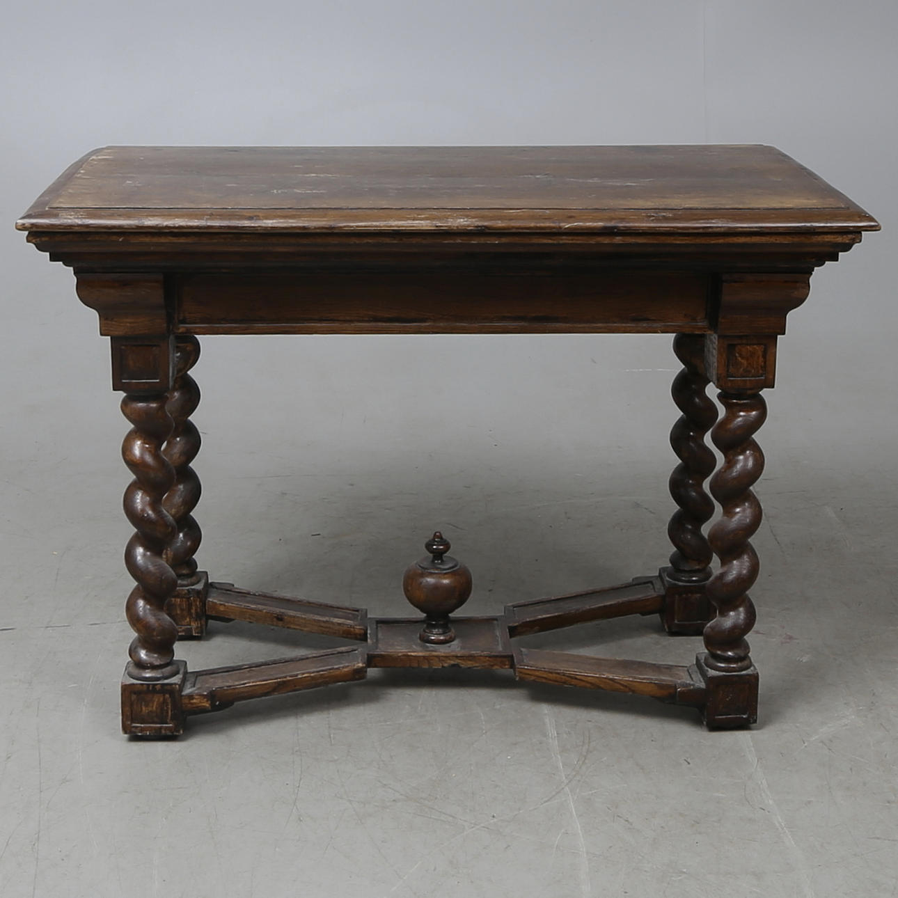 SPELBORD, ek, barock-stil, 1900-talets första hälft.