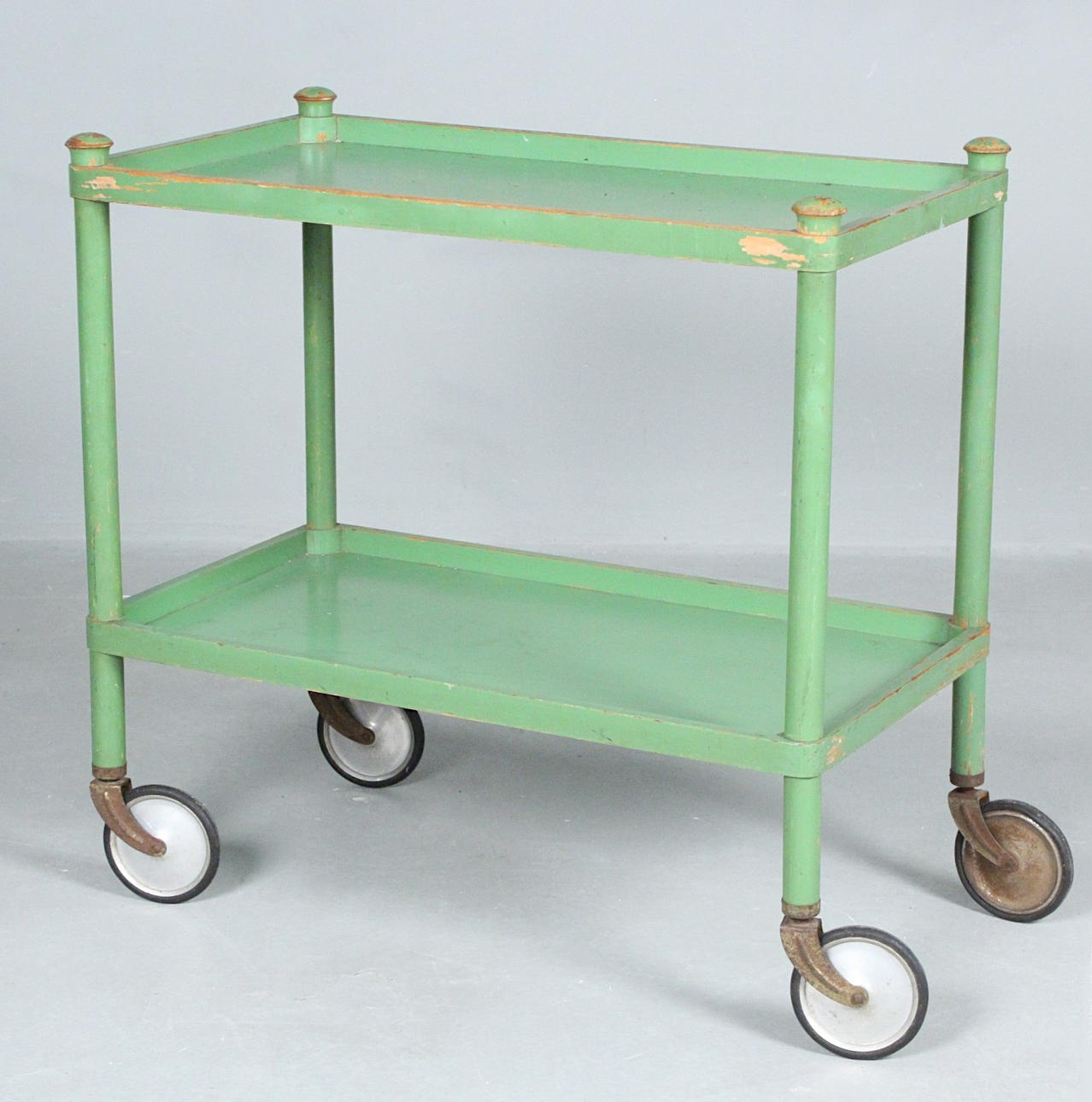 Teekärry/tarjoiluvaunu, Bauhaus.
