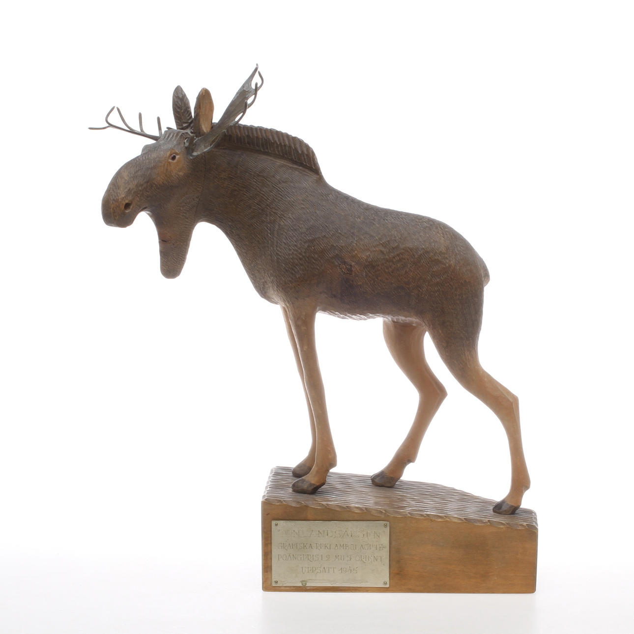 OIDENTIFIERAD KONSTNÄR. Skulptur i trä, poängpris "Finlandsälgen", osignerad, 1940-tal.