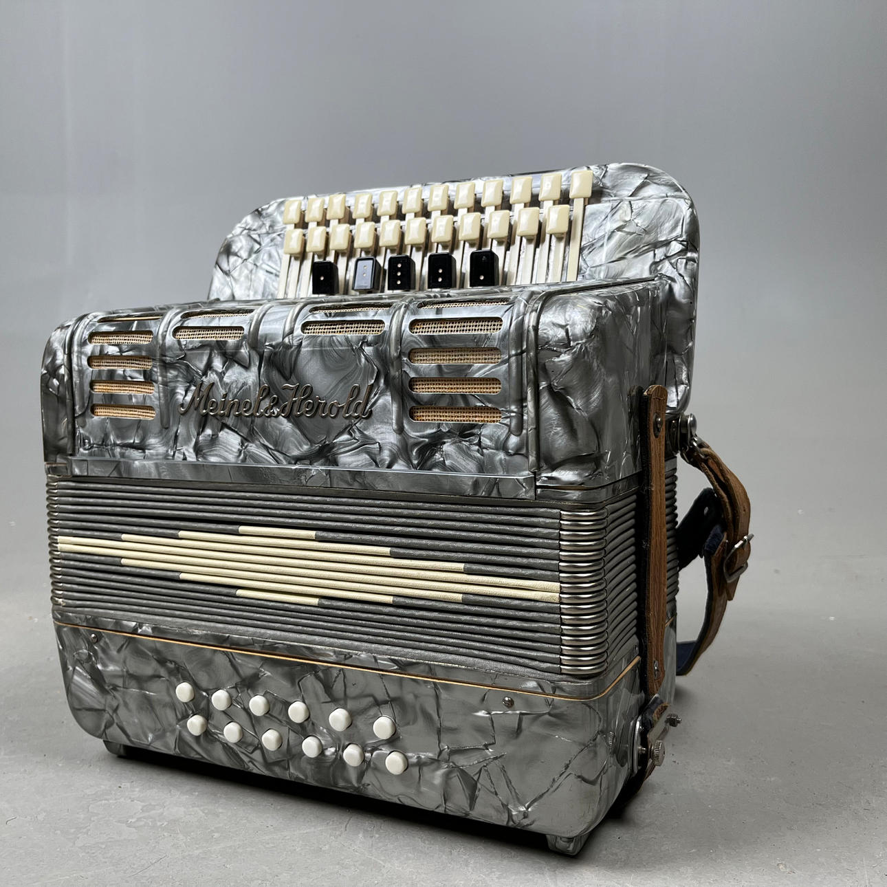 ACORDEÓN, Meinel & Herold.