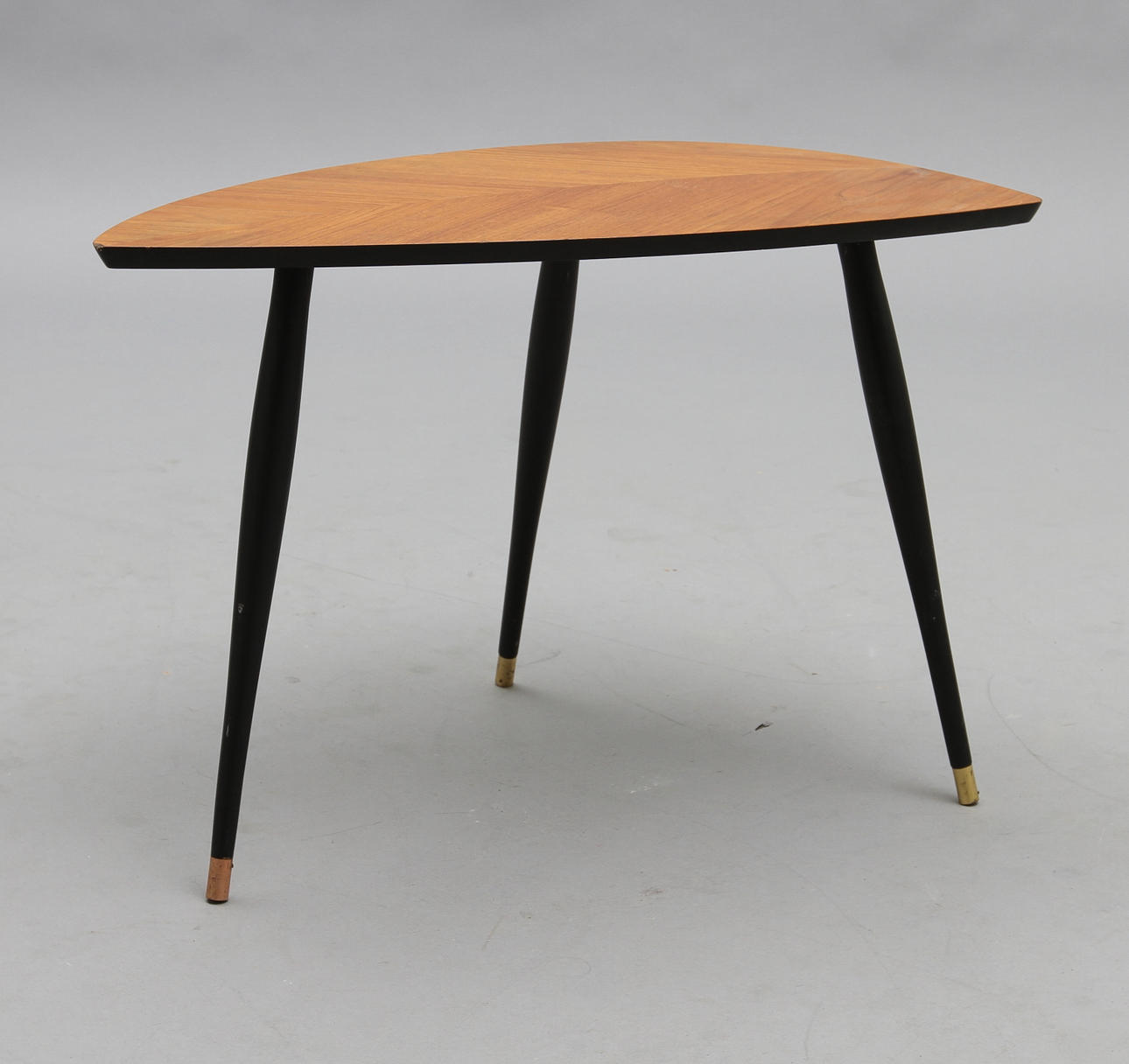 SIDEBOARD, 1900-talets tredje kvartal.