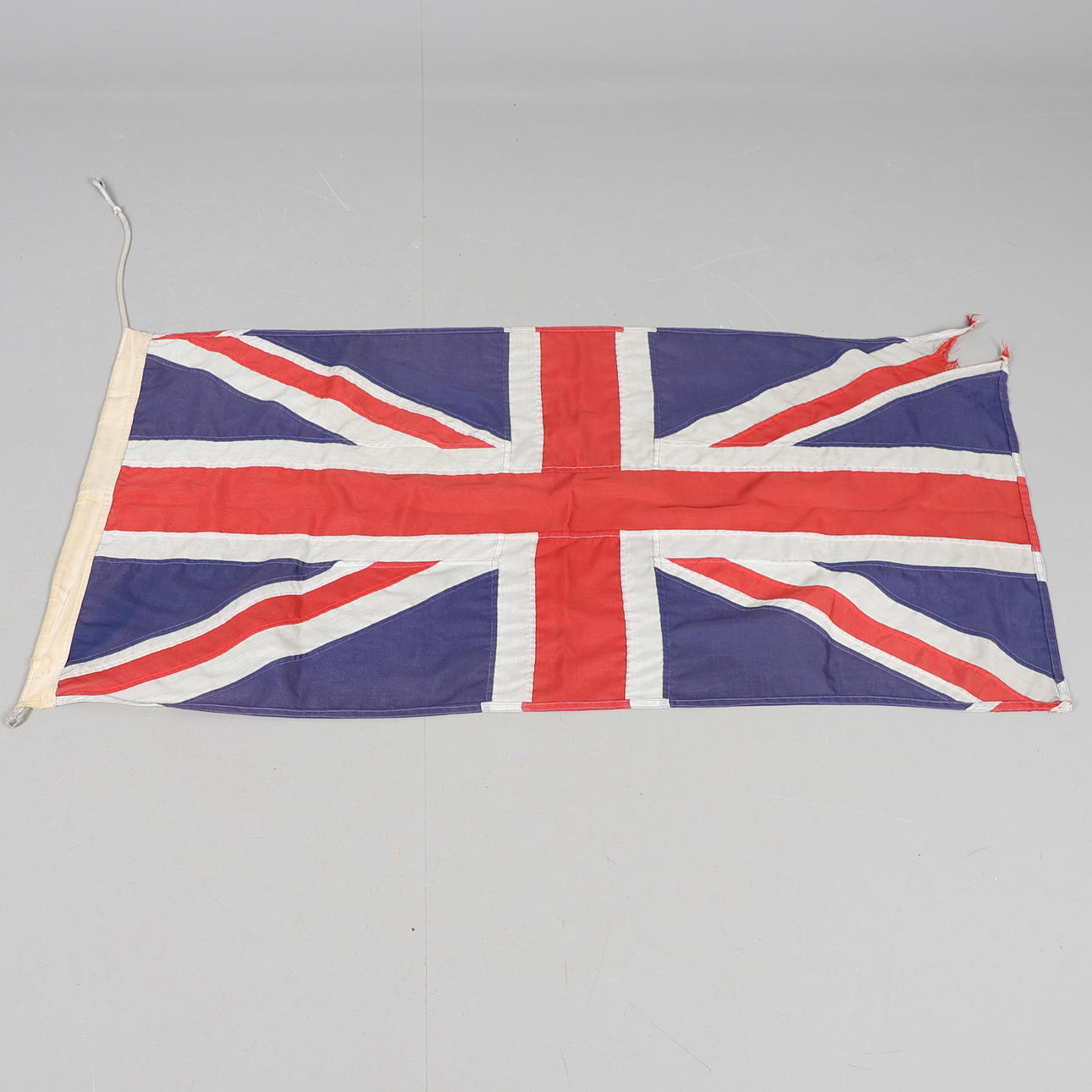 VINTAGE UNION JACK FLAG. Miscellaneous - Miscellaneous - Auctionet