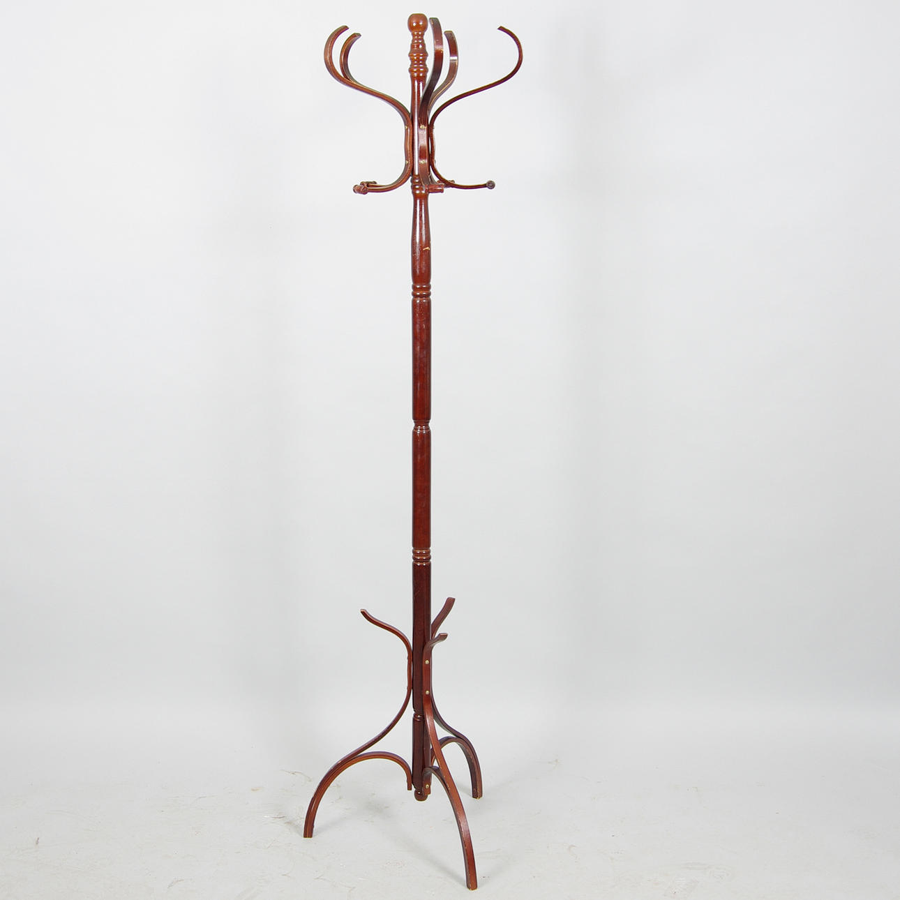 TAMBURMAJOR, mahogny betsad, 1900-talets senare hälft.