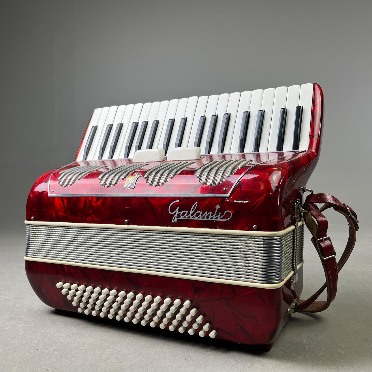 KLAVER DRAGONS, Galanti.