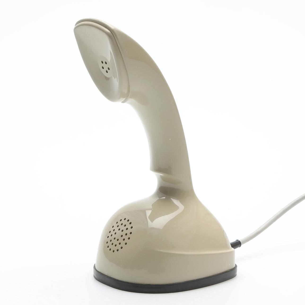 TELEFON, „Ericofon/Cobra“, beige, LM Eriksson, designår 1954.