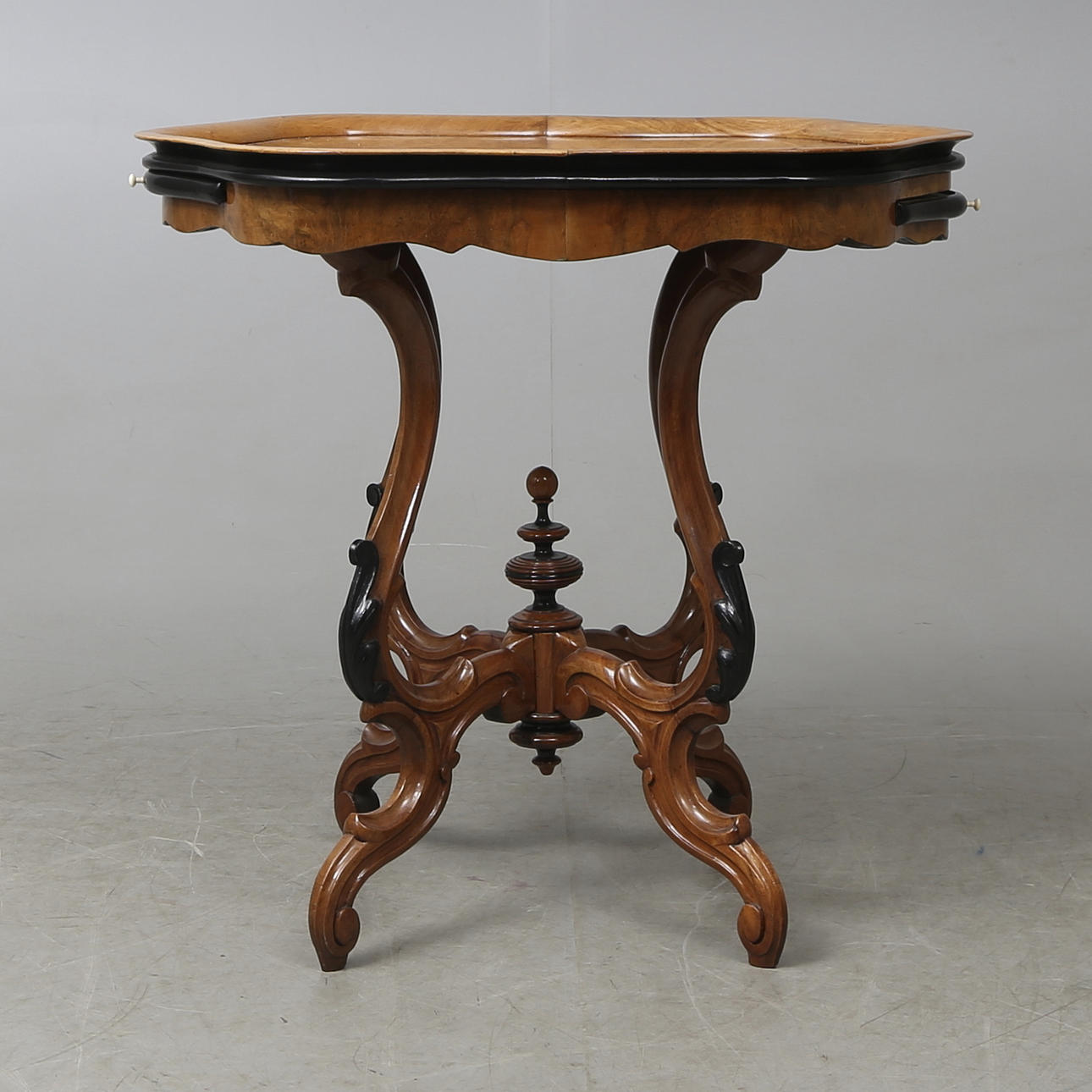 TEBORD, nyrokoko, 1800-talets andra hälft.