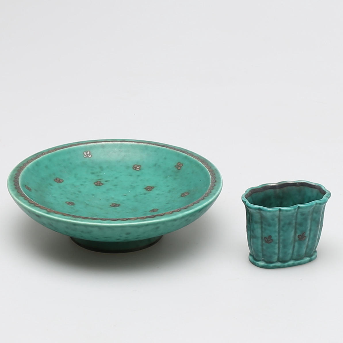 PARTI KERAMIK, 2 st, fat och vas, Argenta, Wilhelm Kåge, Gustavsberg.