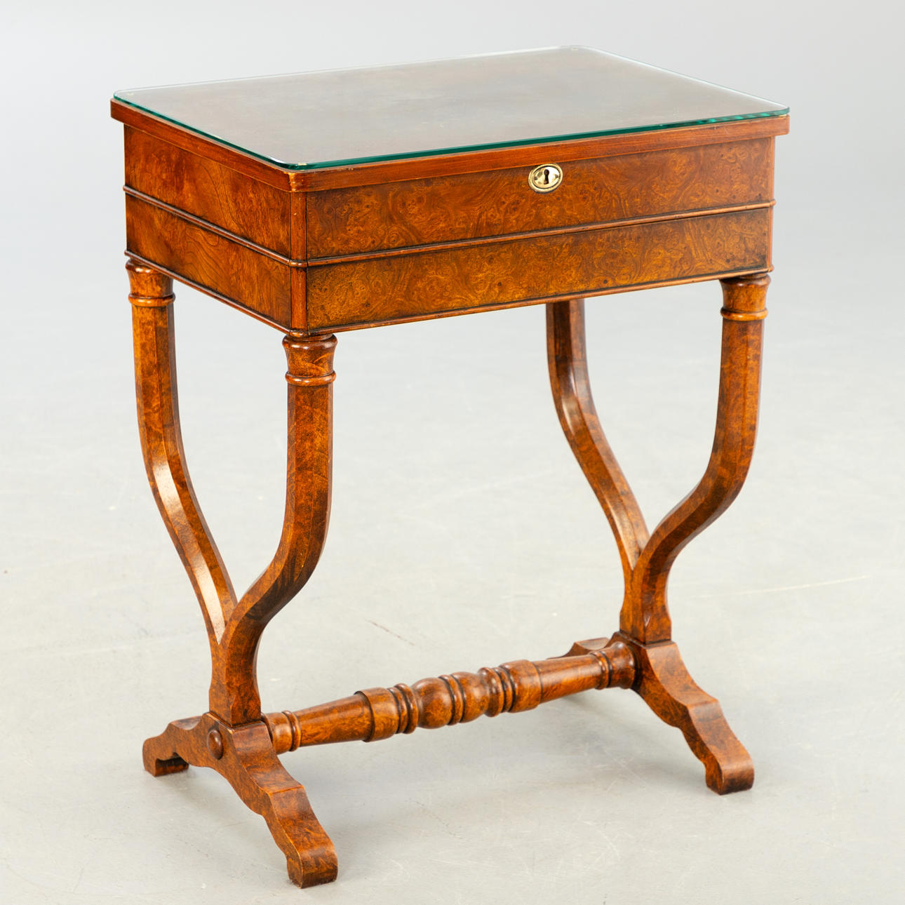 Sewing table, Germany, 19. Jh.