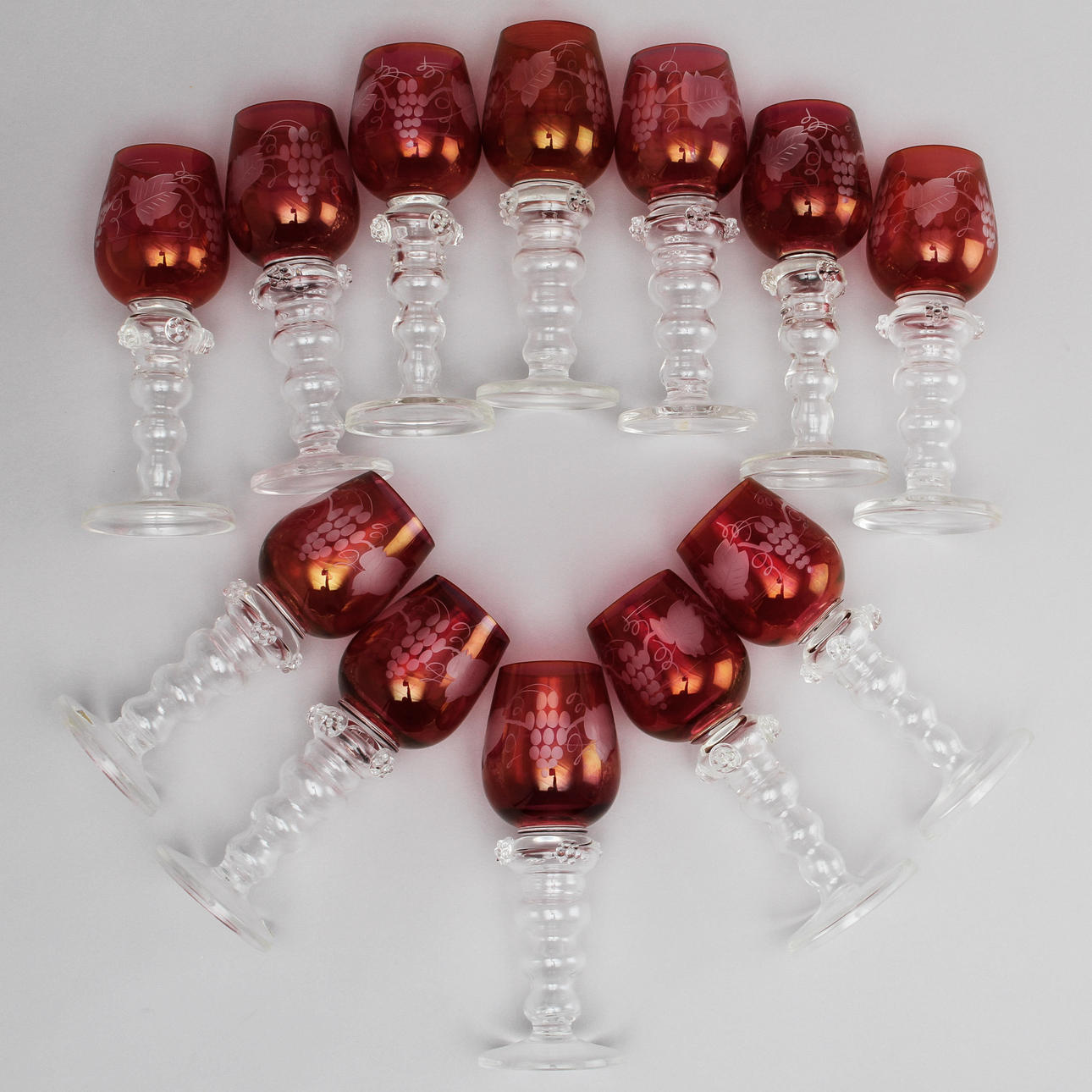 REMMARE, glas, 12 st snarlika, två med etiketter, Gullaskruf.