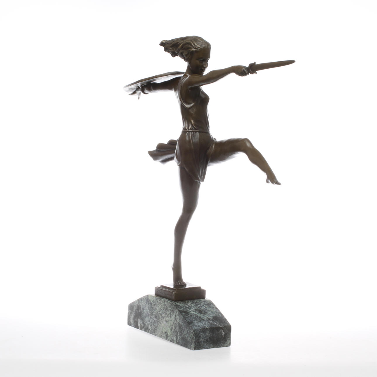 SKULPTUR, Kvinna, brons på stenstockel, 2000-tal.