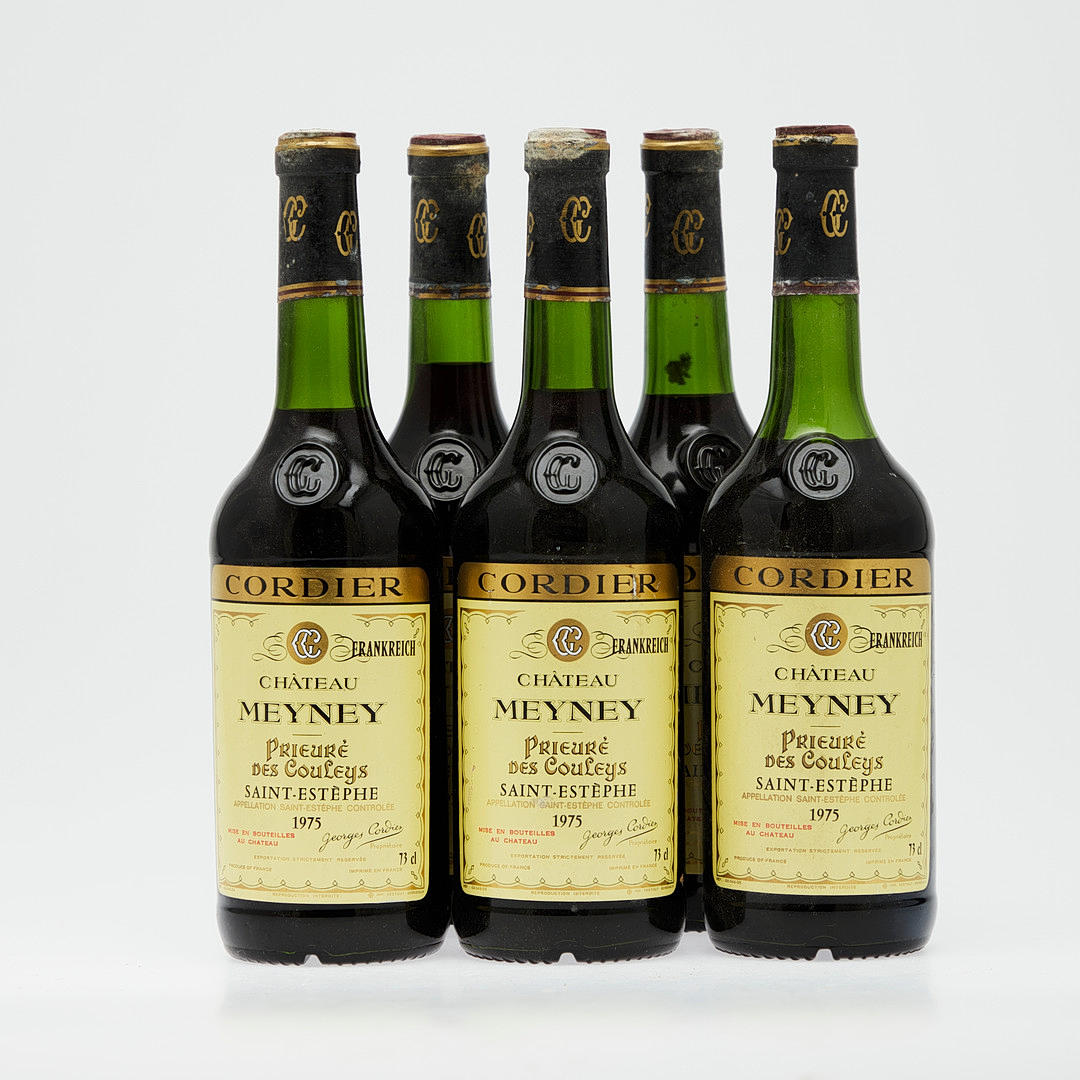 Parti vin/rødvin, fem flasker, Château Meyney, Saint-Estèphe, 1975