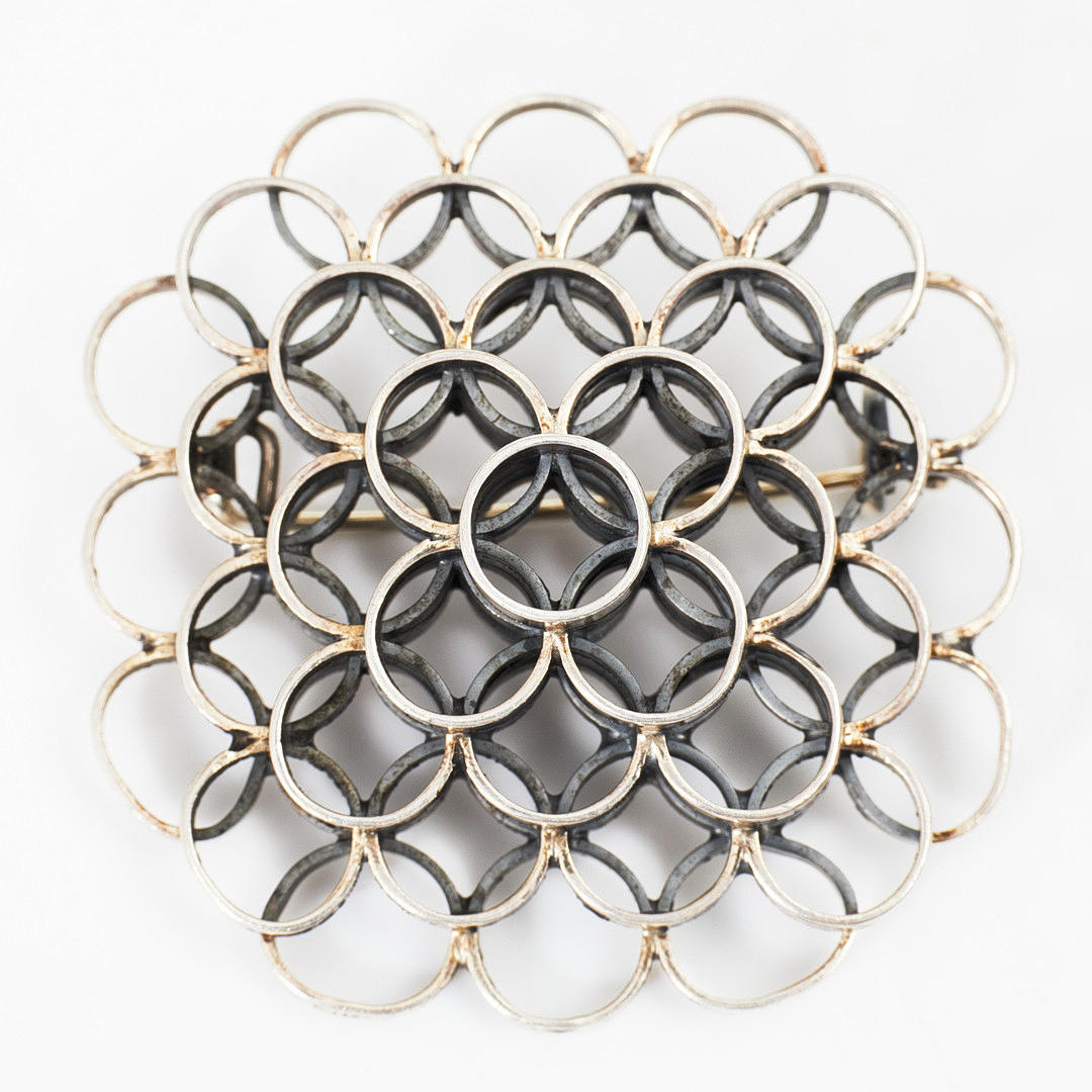 KAIJA AARIKKA, rintaneula, hopeaa (916), Helsinki 1965.