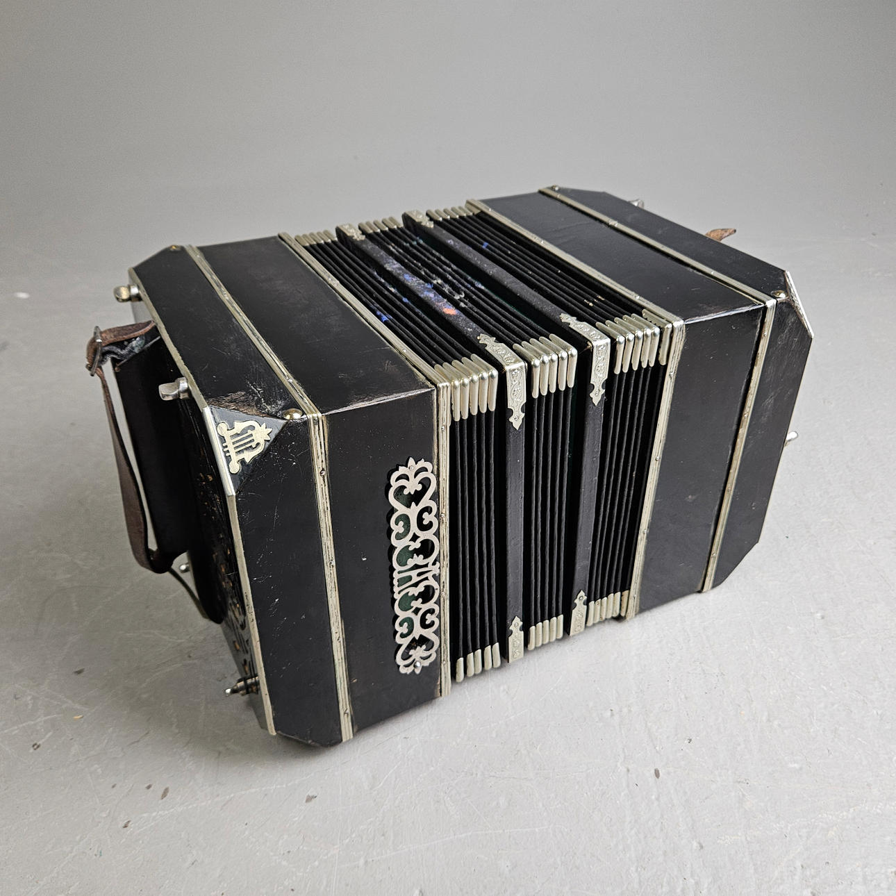 バンドネオンAlfred Arnold Bandoneon Alfred Arnold Chromatic Bandoneon - Musical ins | Antikeo