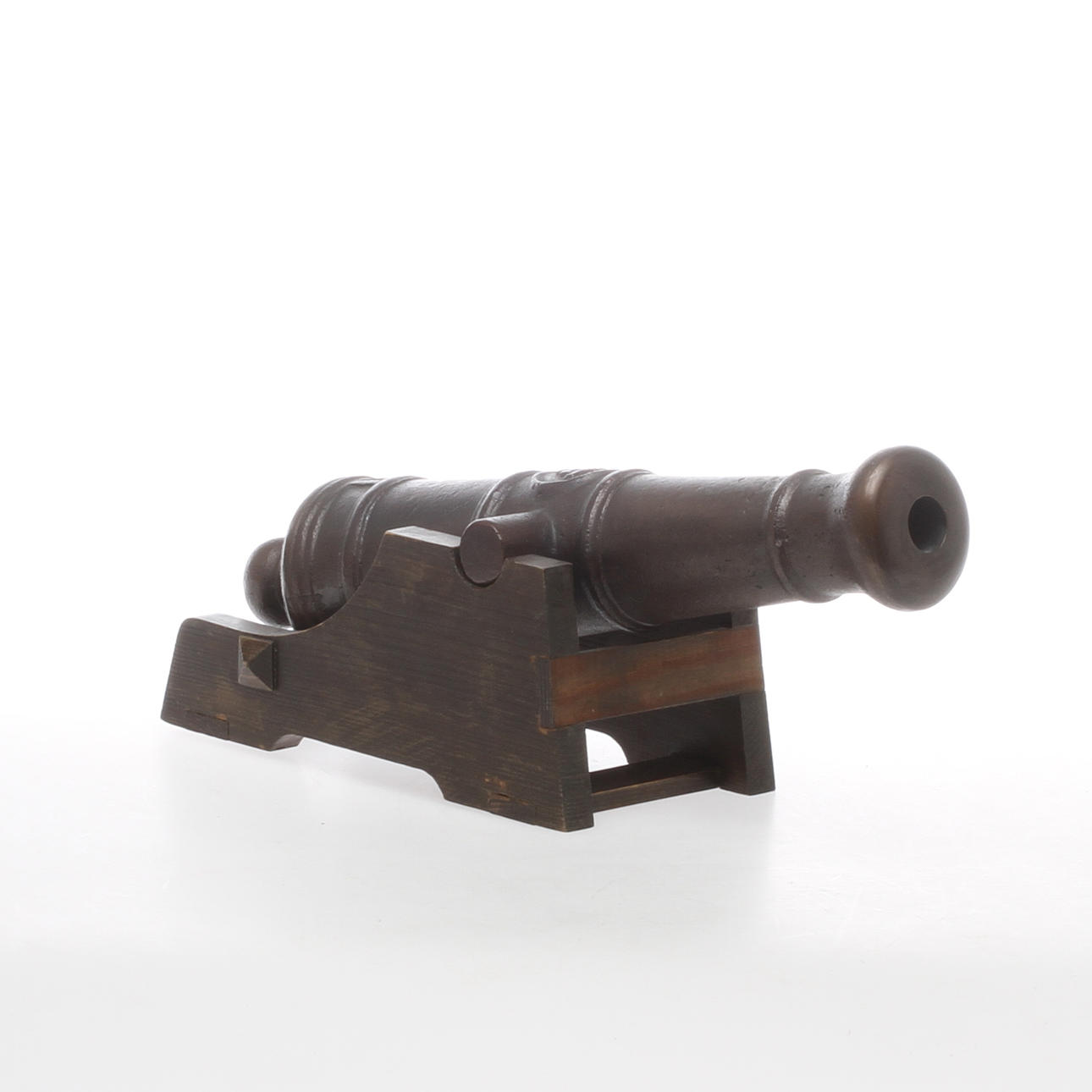 PRYDNADSKANON, Hälleforsnäs bruk, 1900-tal.